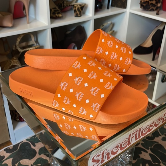 MCM Monogram Pool Slides RARE Persimmon/White Colorway - 41 - Picture 10 of 11